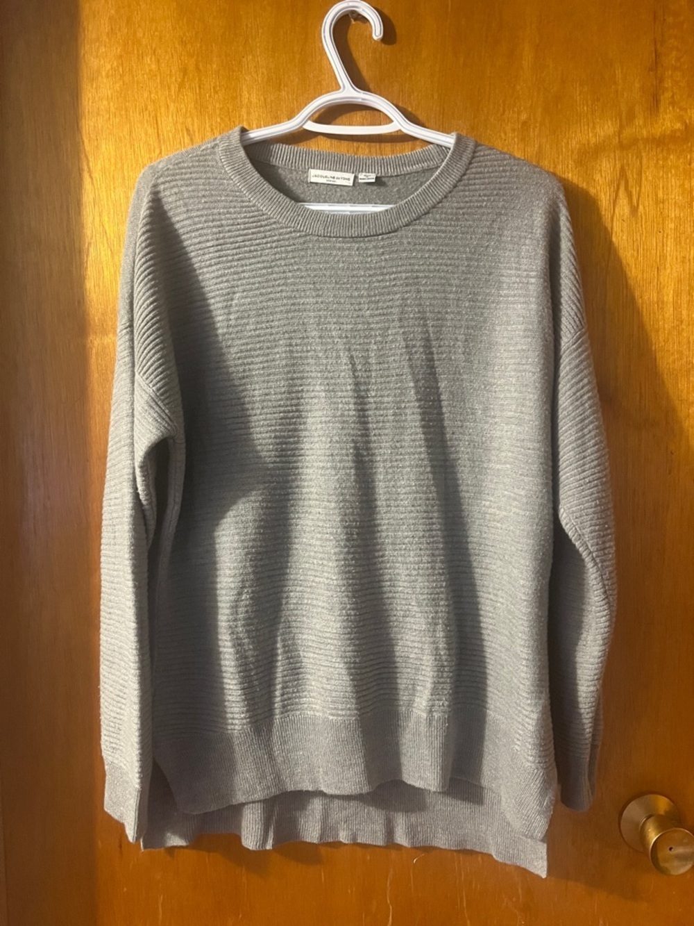 WOMEN'S Jacqueline de Yong CREWNECK SWEATER - LIGHT GRAY Medium